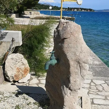 Dubravko Tribanj Apartment Starigrad Paklenica