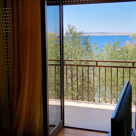 Apartmán Dubravko Tribanj Starigrad Paklenica